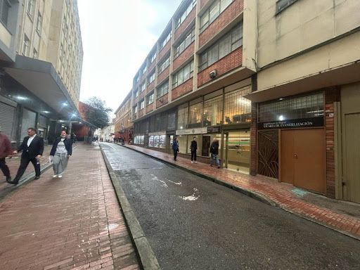 Oficina en arriendo Cundinamarca Bogotá Centro Administrativo 256 m2 Habitaciones 0 Baños 2 Garajes 0 Precio $6000000