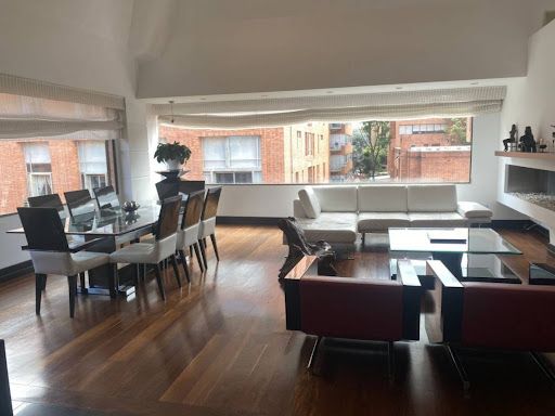 Apartamento en venta Cundinamarca Bogotá Chicó Norte 250 m2 Habitaciones 3 Baños 5 Garajes 4 Precio $2100000000