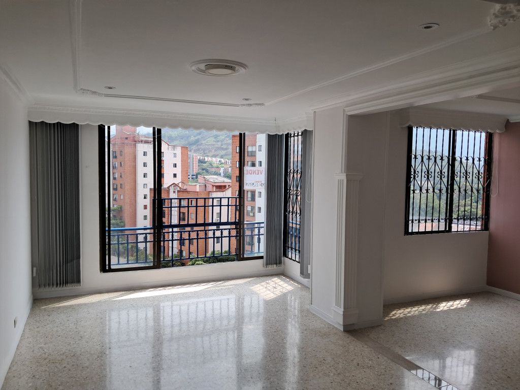 Apartamento en venta Valle Del Cauca Cali Unidad Residencial El Coliseo 72 m2 Habitaciones 2 Baños 2 Garajes 1 Precio $320000000