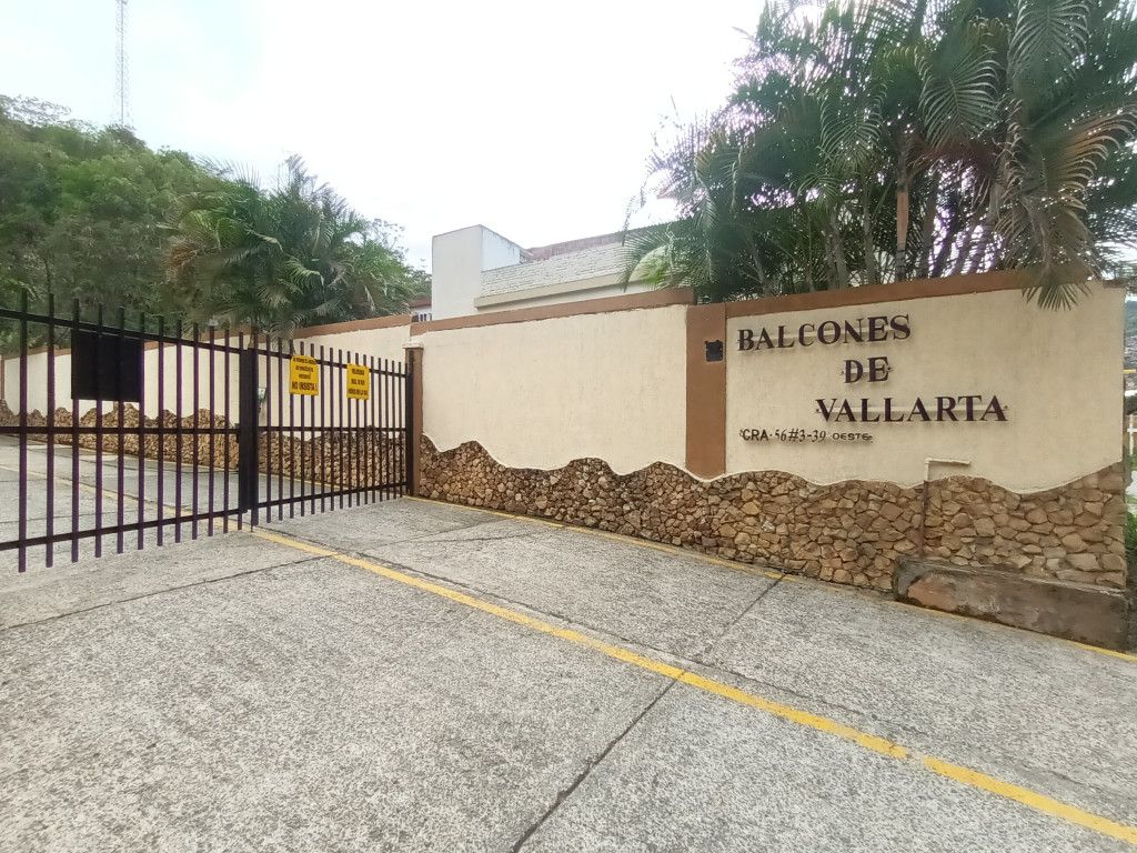 Apartamento en venta Valle Del Cauca Cali Sector La Luisa Bella Suiza 58 m2 Habitaciones 3 Baños 2 Garajes 1 Precio $170000000