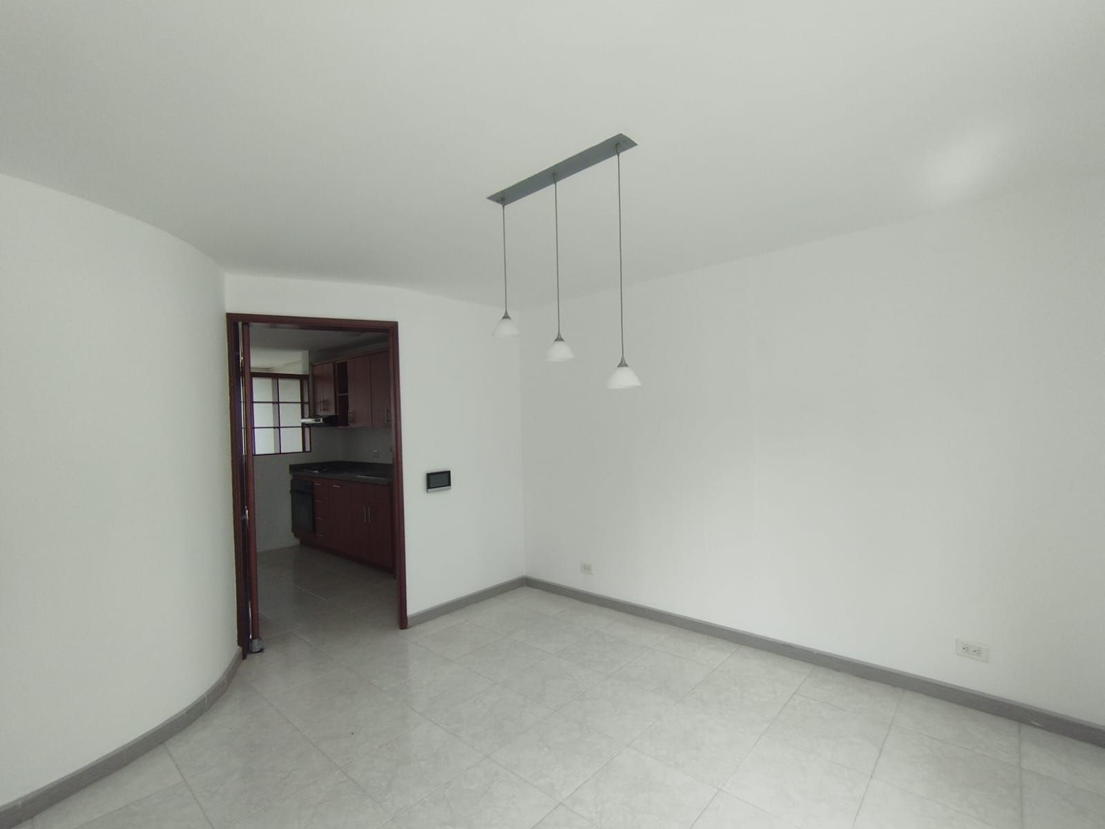 Casa en arriendo Risaralda Pereira Los Alamos 145 m2 Habitaciones 3 Baños 4 Garajes 1 Precio $3000000