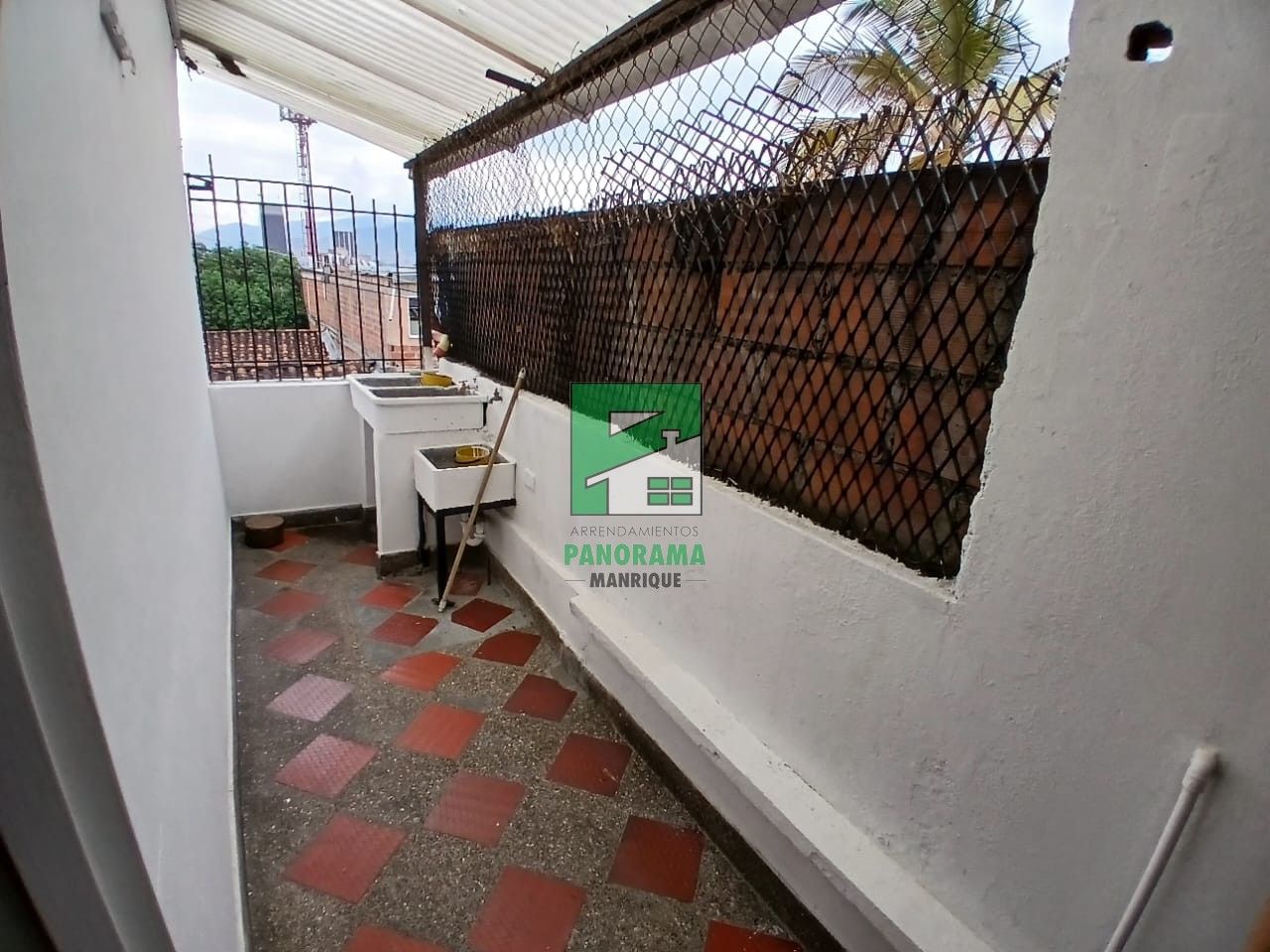 Casa en arriendo Antioquia Medellín Prado 120 m2 Habitaciones 4 Baños 2 Garajes 0 Precio $1800000