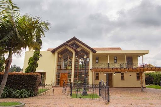 Casa en arriendo Cundinamarca Sopó Sopó 980 m2 Habitaciones 3 Baños 4 Garajes 3 Precio $7137000