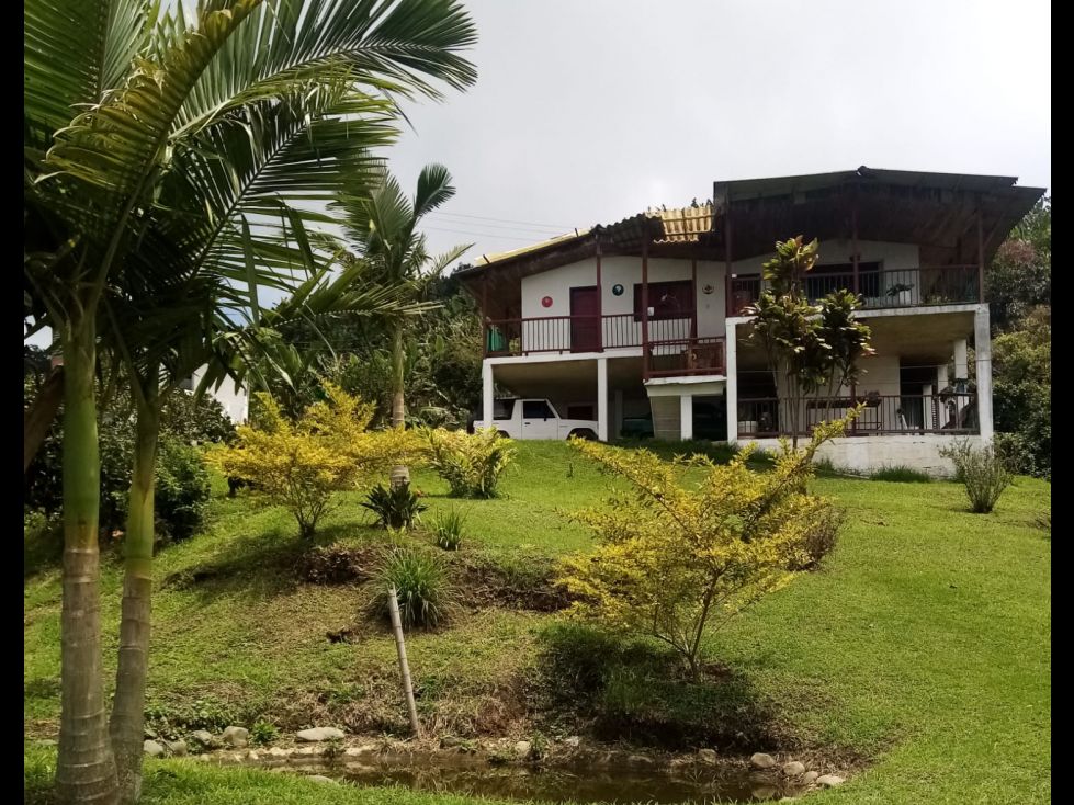 Finca en venta Caldas Risaralda Risaralda 120 m2 Habitaciones 5 Baños 2 Garajes 1 Precio $650000000