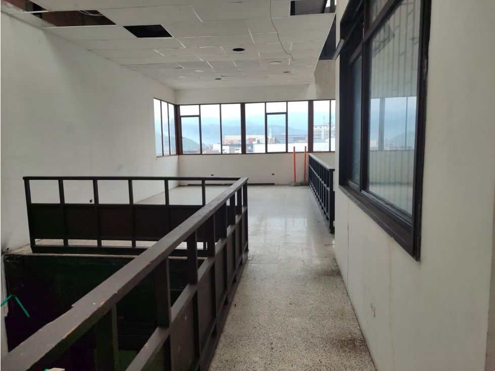 Edificio en venta Caldas Manizales El Centro 1200 m2 Habitaciones 0 Baños 8 Garajes 0 Precio $3300000000