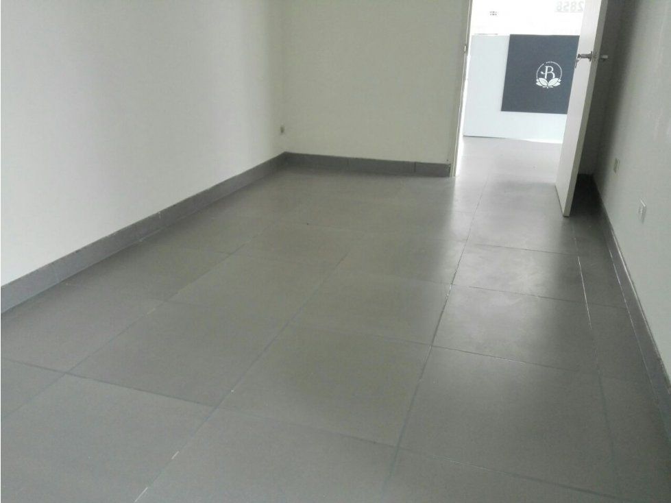 Local en venta Caldas Manizales Guayacanes 85 m2 Habitaciones 0 Baños 2 Garajes 0 Precio $450000000