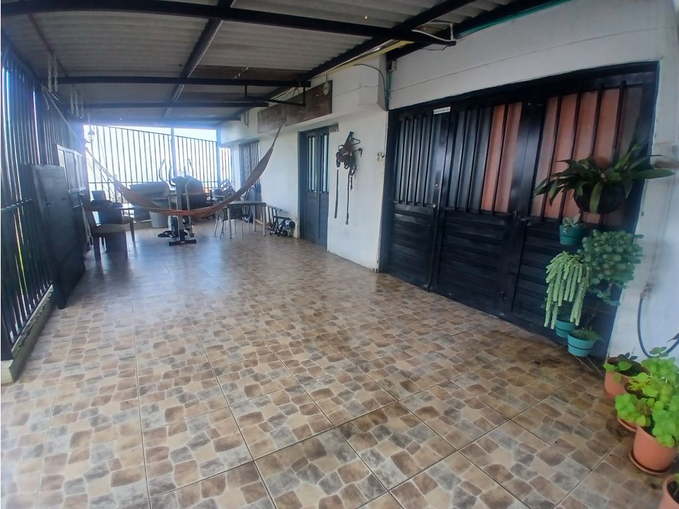 Casa en venta Caldas Manizales La Linda 180 m2 Habitaciones 5 Baños 4 Garajes 2 Precio $330000000