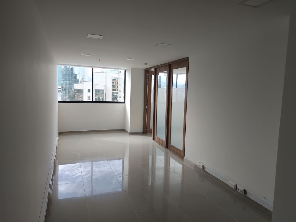 Oficina en arriendo Caldas Manizales La Rambla 38 m2 Habitaciones 0 Baños 0 Garajes 1 Precio $2000000