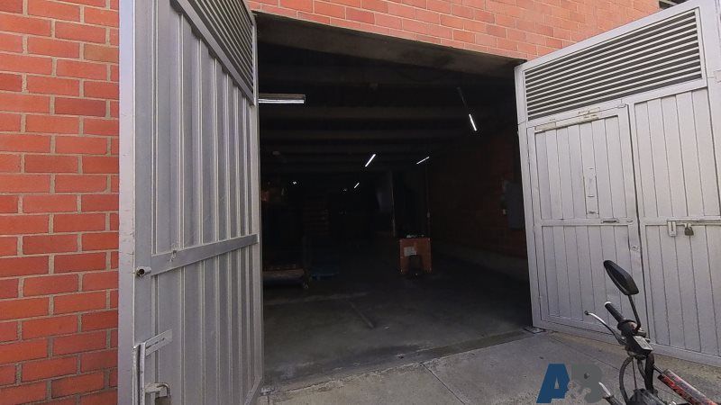 Bodega en arriendo Antioquia Itagüí Zona Industrial No 1 580 m2 Habitaciones 0 Baños 6 Garajes 0 Precio $17900000
