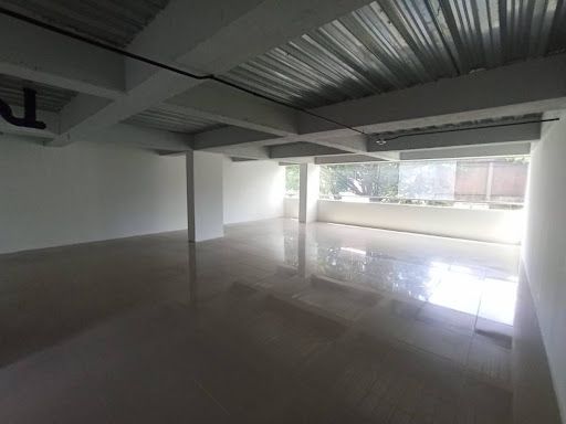 Oficina en arriendo Antioquia Medellín Alejandria 420 m2 Habitaciones 0 Baños 2 Garajes 5 Precio $32929260