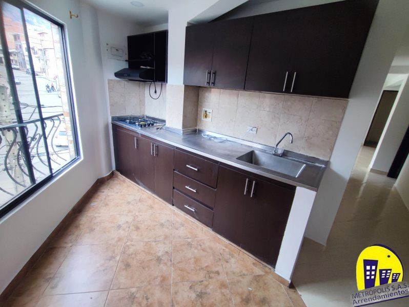 Apartamento en arriendo Antioquia Medellín San Pedro 76 m2 Habitaciones 3 Baños 2 Garajes 0 Precio $1800000