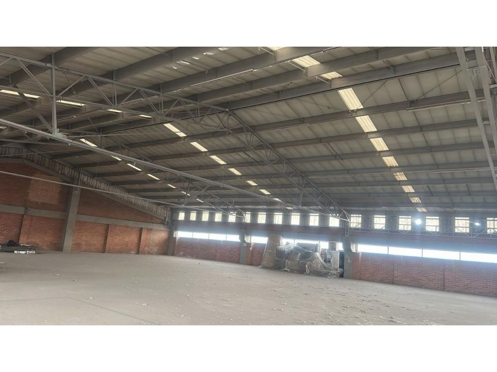Bodega en arriendo Cundinamarca Bogotá Granjas De Techo 6512 m2 Habitaciones 0 Baños 10 Garajes 0 Precio $118000000