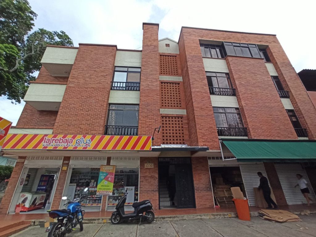 Edificio en venta Valle Del Cauca Cali Villa Del Sur 500 m2 Habitaciones 5 Baños 6 Garajes 0 Precio $2000000000