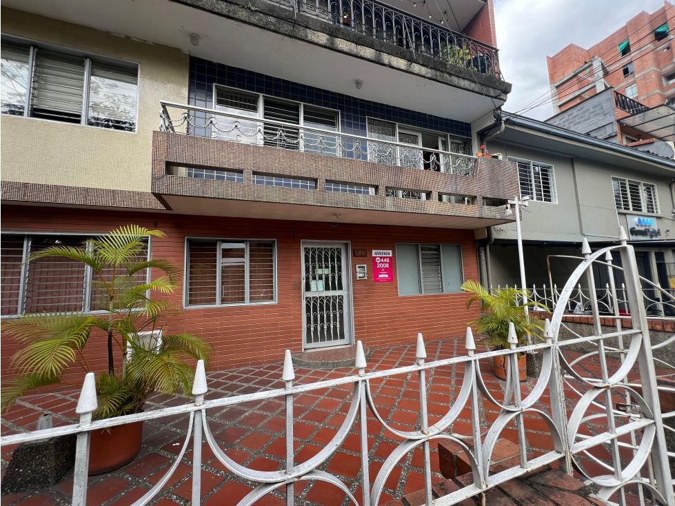 Apartamento en arriendo Antioquia Medellín Lorena 75 m2 Habitaciones 3 Baños 3 Garajes 0 Precio $2300000