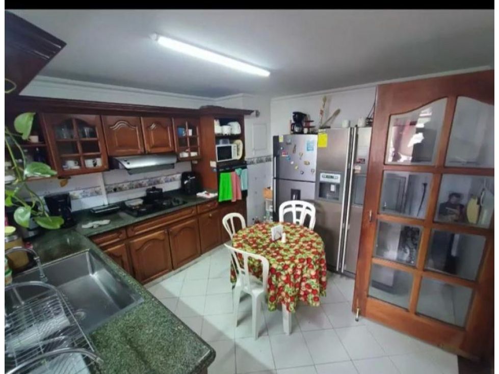 Apartamento en venta Antioquia Medellín Ecoparque Cerro El Volador 201 m2 Habitaciones 5 Baños 4 Garajes 2 Precio $850000000