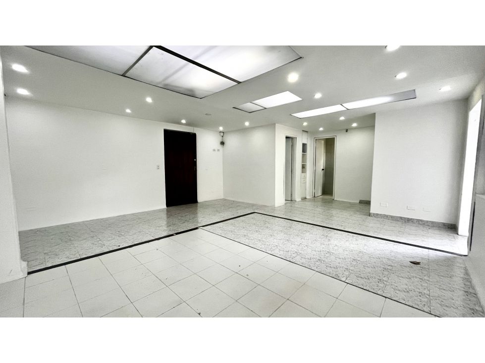 Oficina en venta Cundinamarca Bogotá Santa Barbara Occidental 38 m2 Habitaciones 0 Baños 1 Garajes 0 Precio $380000000