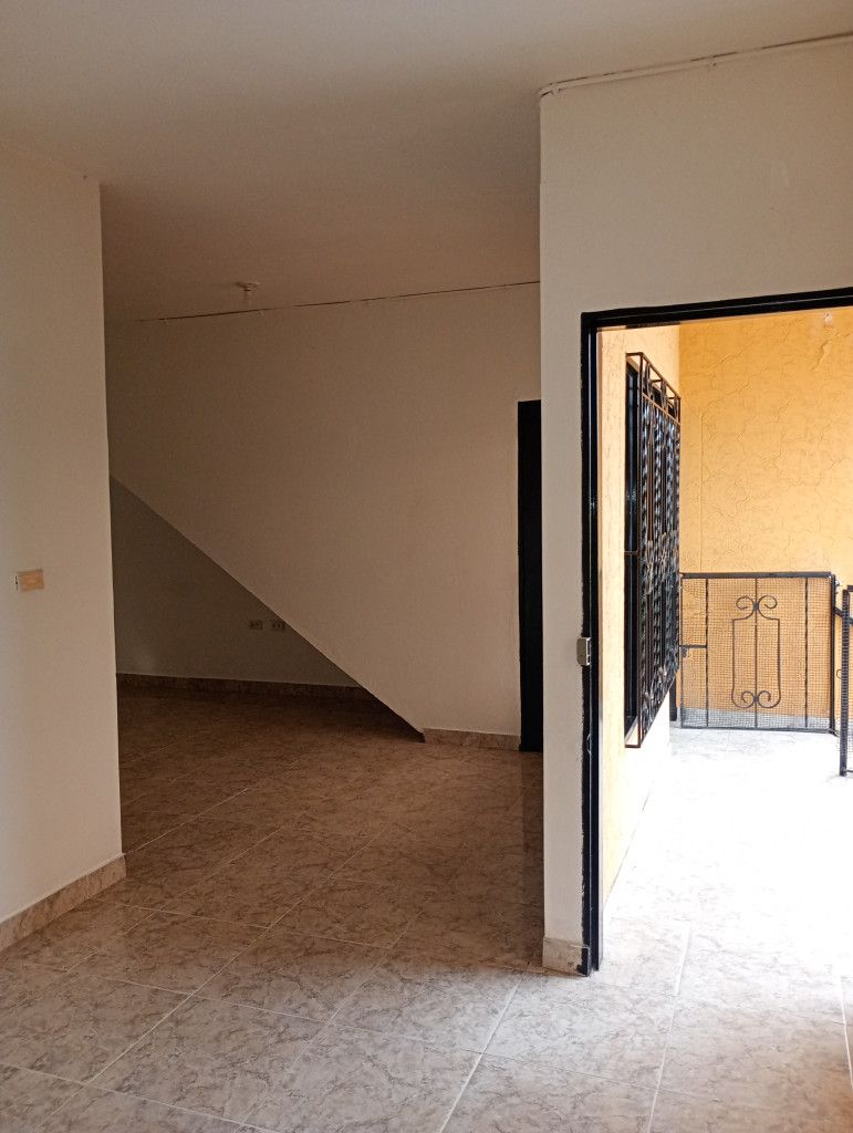 Casa en arriendo Valle Del Cauca Candelaria San Cristobal 90 m2 Habitaciones 3 Baños 1 Garajes 0 Precio $700000