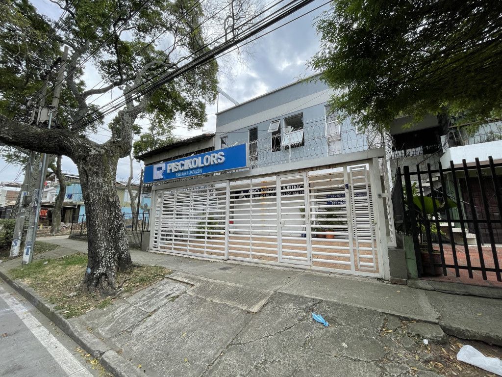 Apartaestudio en arriendo Valle Del Cauca Cali Urbanización Colseguros 40 m2 Habitaciones 1 Baños 1 Garajes 0 Precio $870000