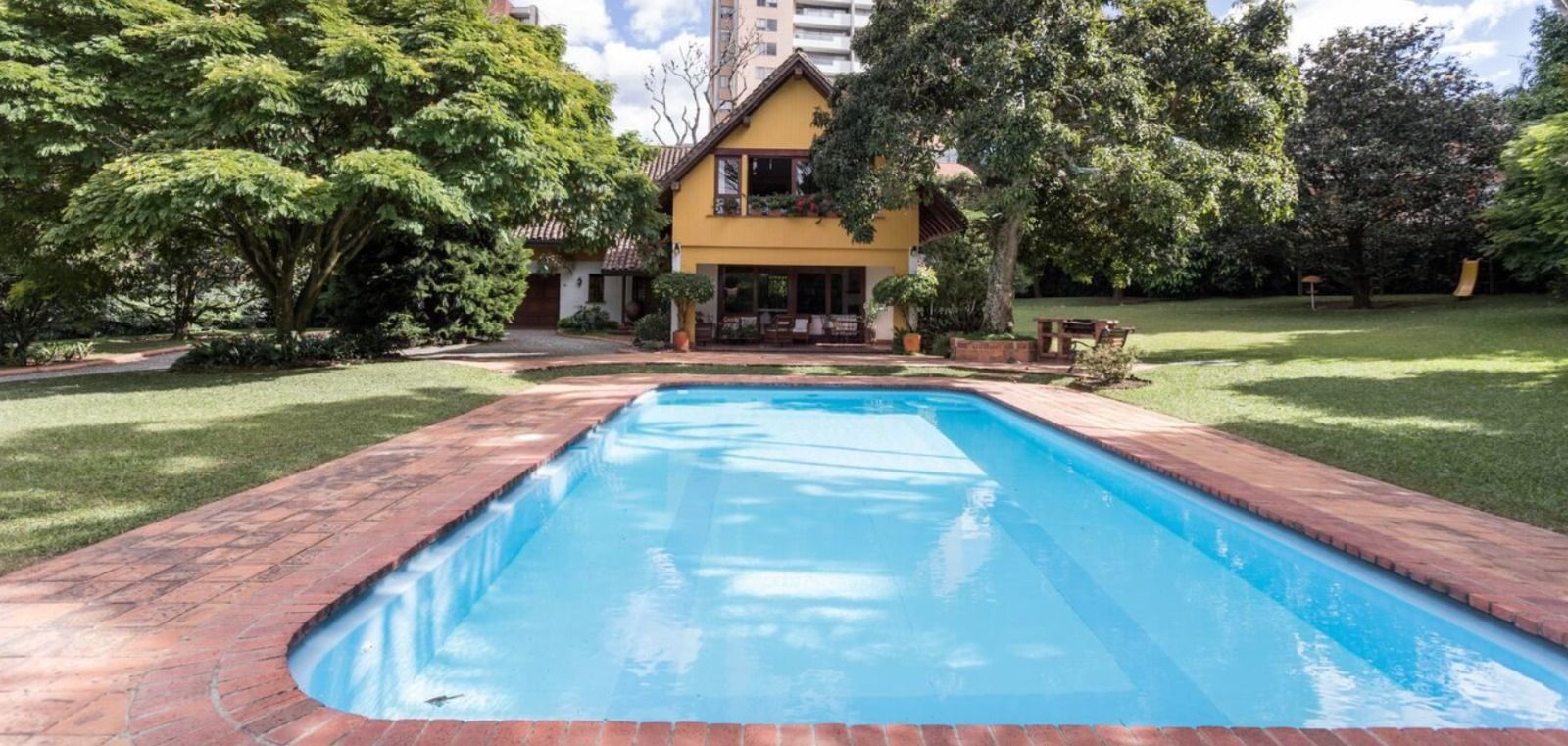 Finca en venta Antioquia Sabaneta Lagos De La Doctora 276 m2 Habitaciones 4 Baños 4 Garajes 5 Precio $2500000000