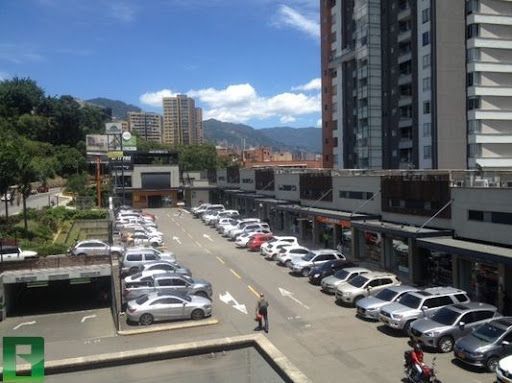 Local en arriendo Antioquia Medellín Castropol 16 m2 Habitaciones 0 Baños 0 Garajes 0 Precio $2900000