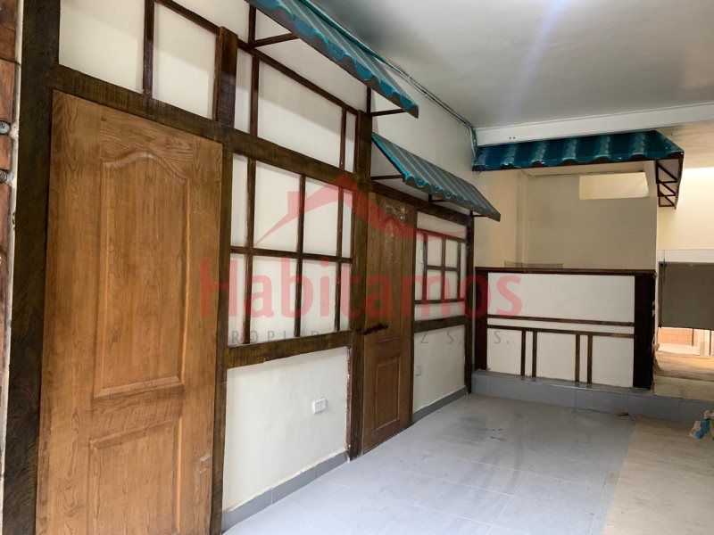 Local en arriendo Antioquia Medellín Manila 100 m2 Habitaciones 0 Baños 2 Garajes 0 Precio $6800000