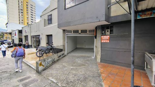 Local en arriendo Antioquia Medellín Lorena 48 m2 Habitaciones 0 Baños 1 Garajes 0 Precio $2800000