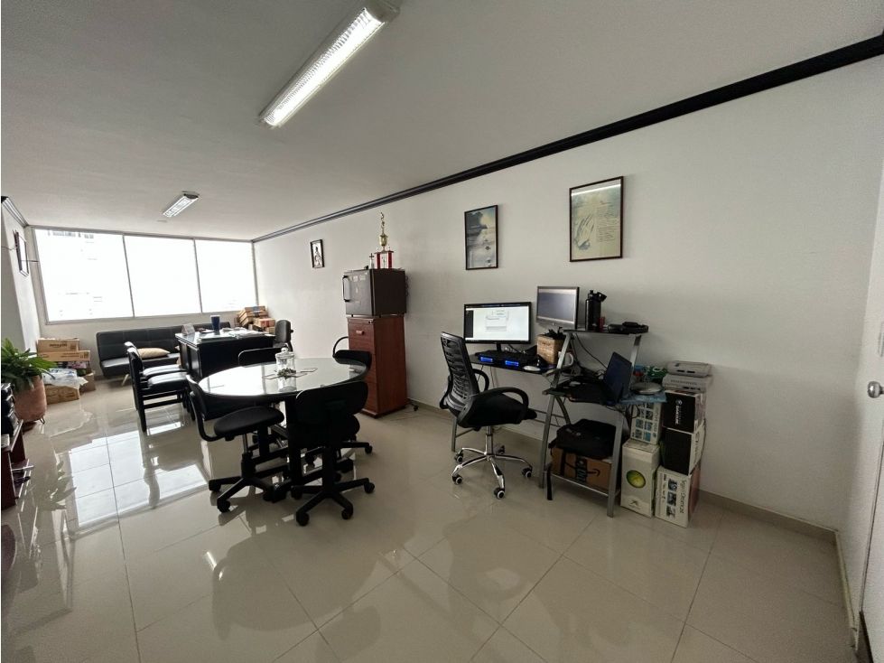 Oficina en venta Caldas Manizales El Centro 28 m2 Habitaciones 0 Baños 1 Garajes 1 Precio $160000000