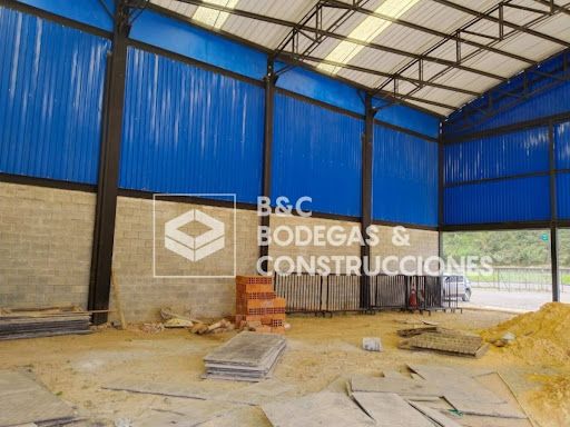 Bodega en arriendo Antioquia Marinilla La Industrial 300 m2 Habitaciones 0 Baños 1 Garajes 0 Precio $9000000