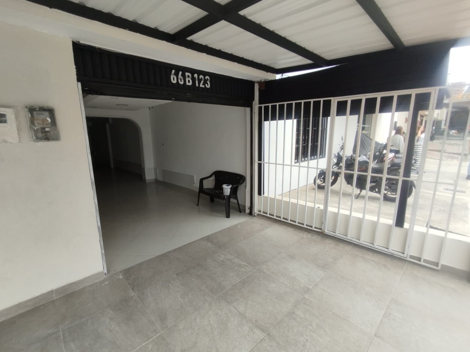 Local en arriendo Antioquia Medellín Los Conquistadores 65 m2 Habitaciones 0 Baños 1 Garajes 0 Precio $2950000