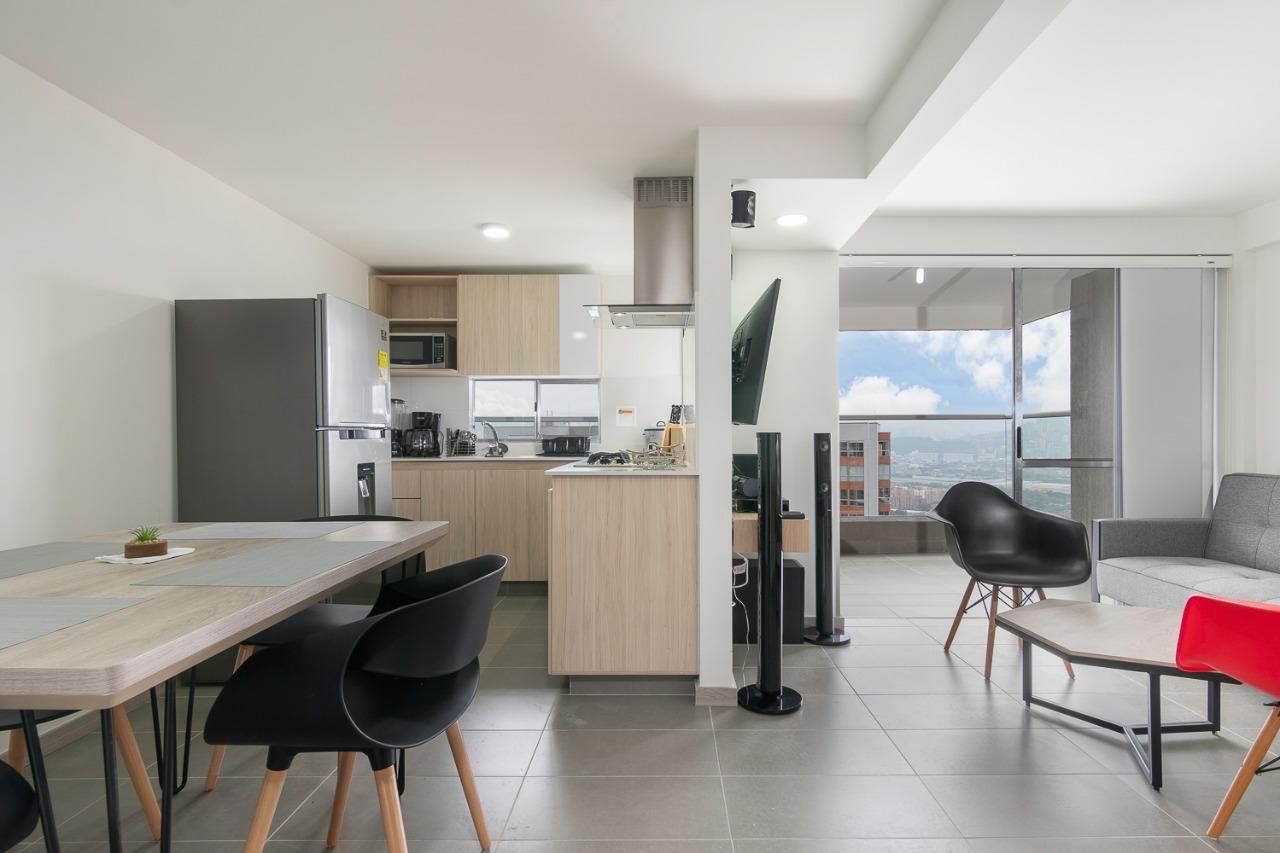 Apartamento en venta Antioquia Medellín Loma De Los Bernal 73 m2 Habitaciones 3 Baños 2 Garajes 1 Precio $530000000