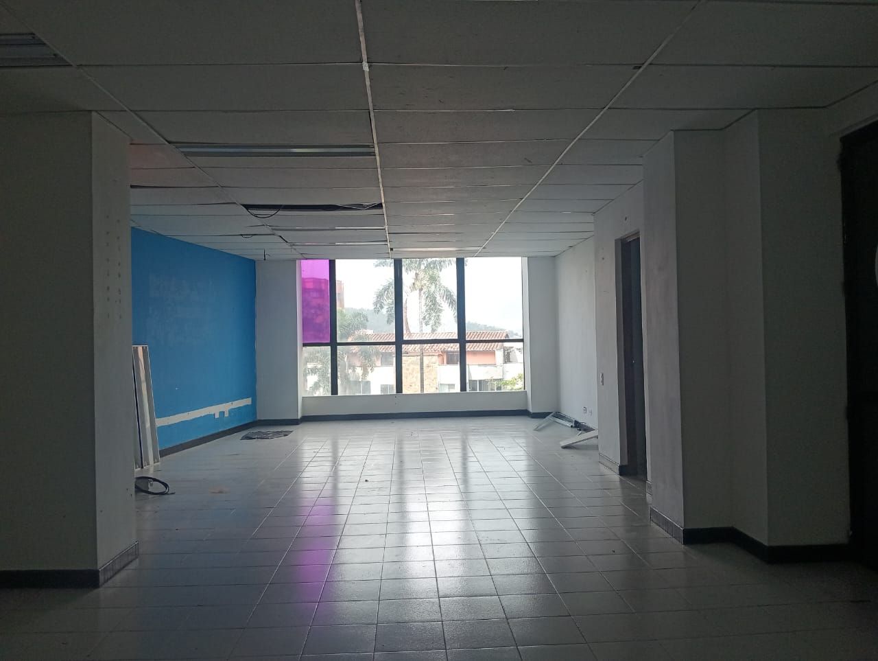 Oficina en arriendo Antioquia Medellín Lorena 62 m2 Habitaciones 0 Baños 1 Garajes 1 Precio $3850000