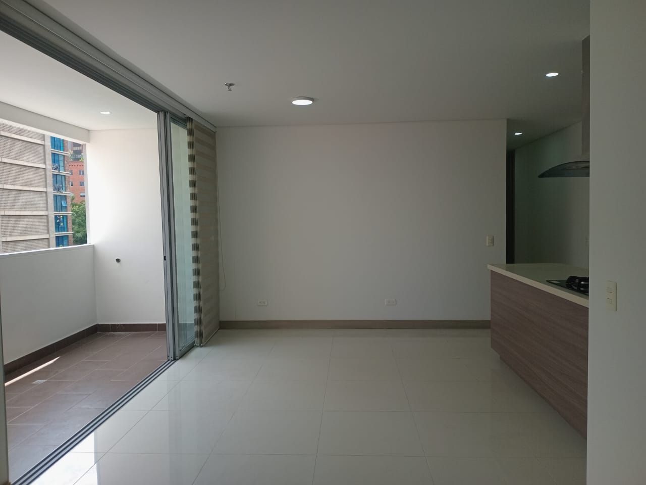Apartamento en arriendo Antioquia Medellín Castropol 90 m2 Habitaciones 2 Baños 3 Garajes 2 Precio $4300000