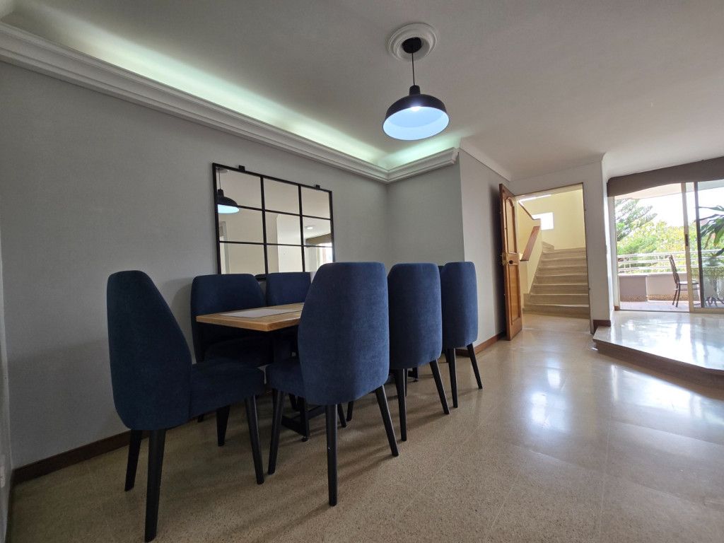 Apartamento en venta Antioquia Medellín El Nogal- Los Almendros 120 m2 Habitaciones 3 Baños 4 Garajes 2 Precio $659600000