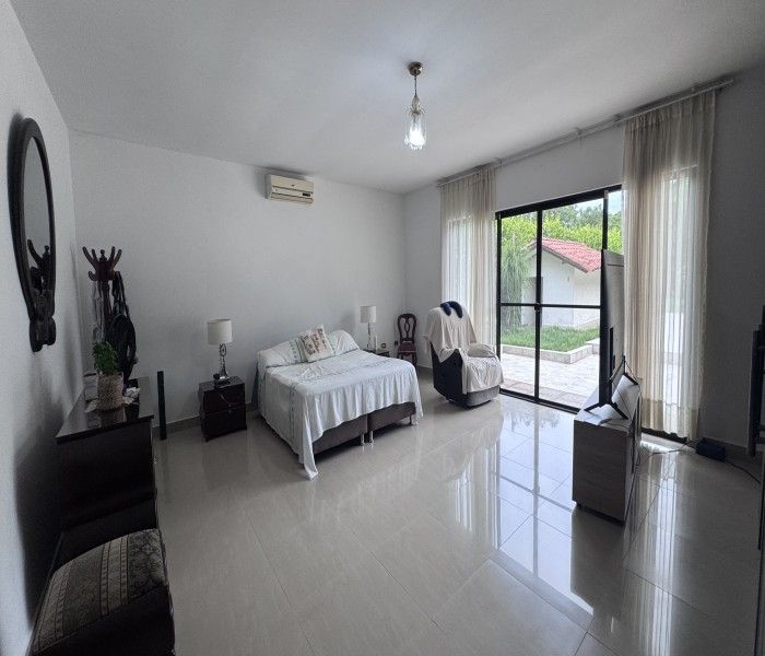 Casa en venta Valle Del Cauca Jamundí Cn Solares De La Morada Et Vii Y Viii 508 m2 Habitaciones 5 Baños 6 Garajes 14 Precio $1235000000