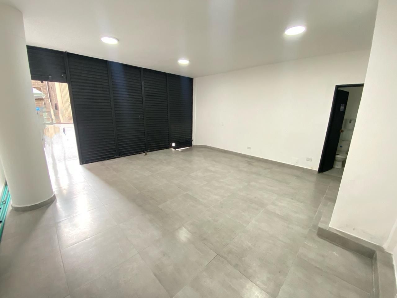 Local en arriendo Antioquia Medellín La Candelaria 35 m2 Habitaciones 0 Baños 1 Garajes 0 Precio $3000000