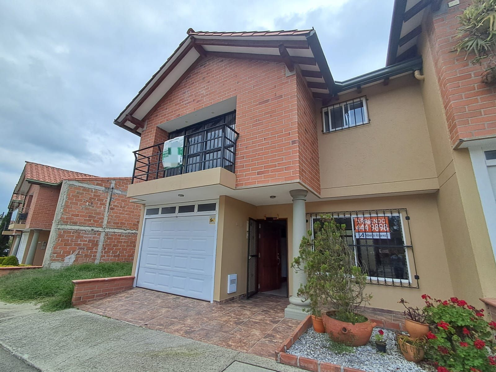 Casa en arriendo Antioquia Rionegro San Antonio 160 m2 Habitaciones 4 Baños 4 Garajes 1 Precio $3300000