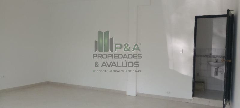 Local en arriendo Antioquia Medellín Patio Bonito 35 m2 Habitaciones 0 Baños 1 Garajes 0 Precio $4500000