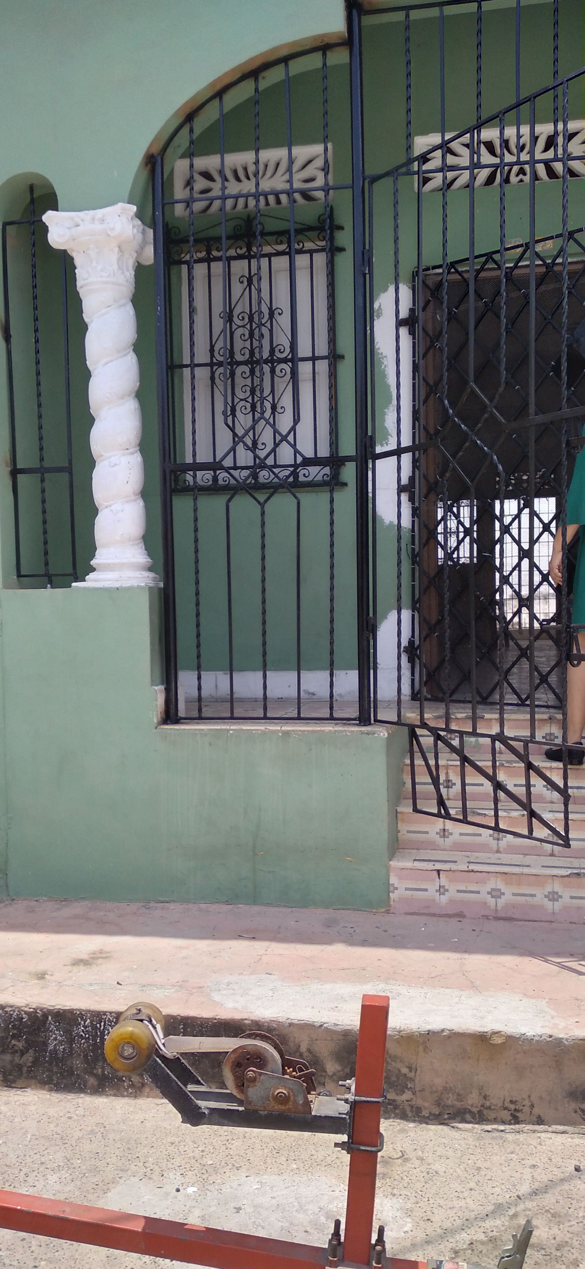 Casa en arriendo o venta Atlántico Barranquilla Abajo 380 m2 Habitaciones 6 Baños 5 Garajes 0 Precio venta $450000000 Precio arriendo $2500000