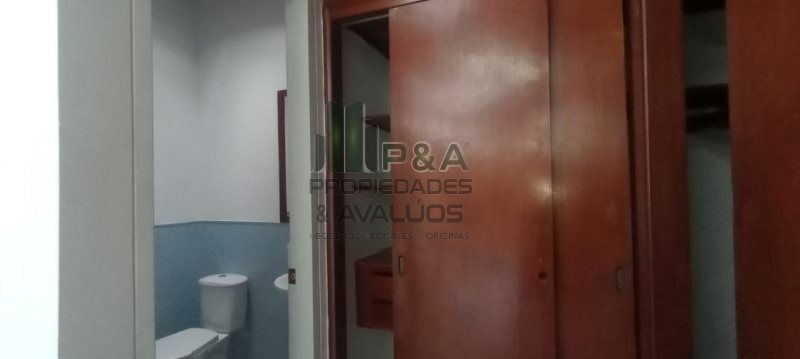 Oficina en arriendo Antioquia Medellín Patio Bonito 58 m2 Habitaciones 0 Baños 1 Garajes 0 Precio $5000000