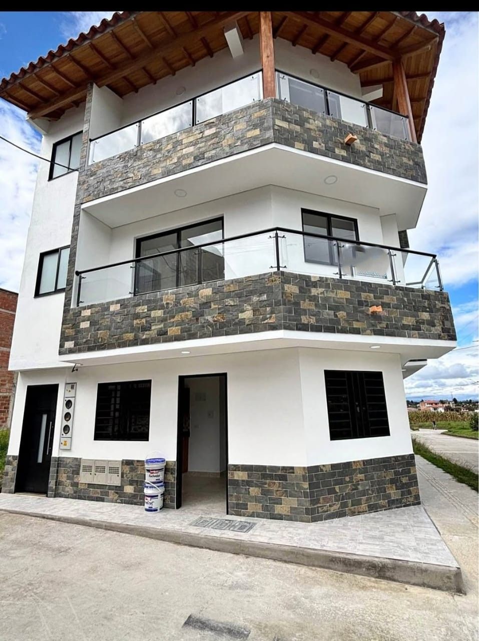 Casa en venta Antioquia El Carmen De Viboral El Carmen De Viboral 74 m2 Habitaciones 3 Baños 2 Garajes 0 Precio $260000000