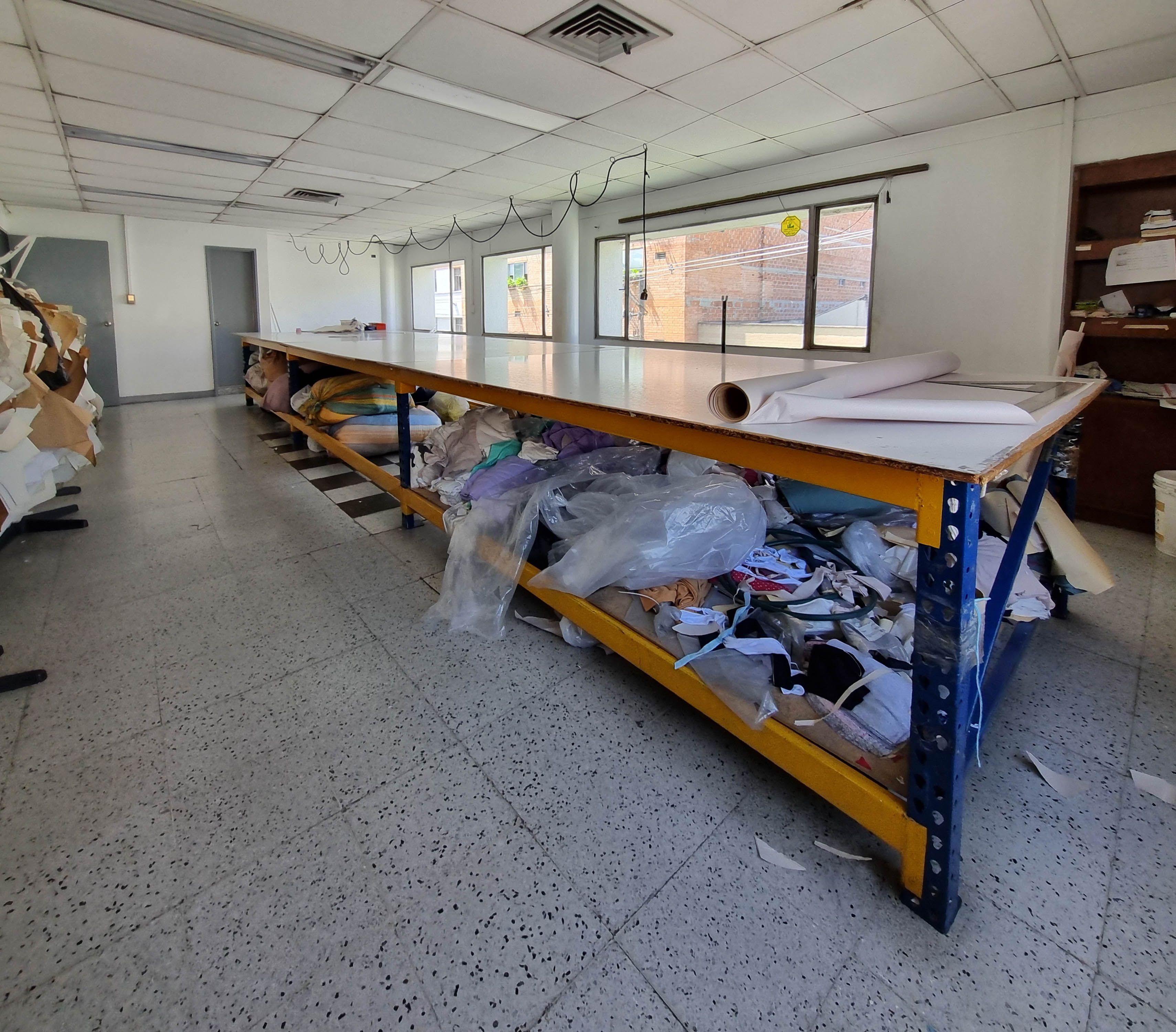 Local en venta Antioquia Medellín Centro Administrativo 270 m2 Habitaciones 0 Baños 2 Garajes 0 Precio $1199000000