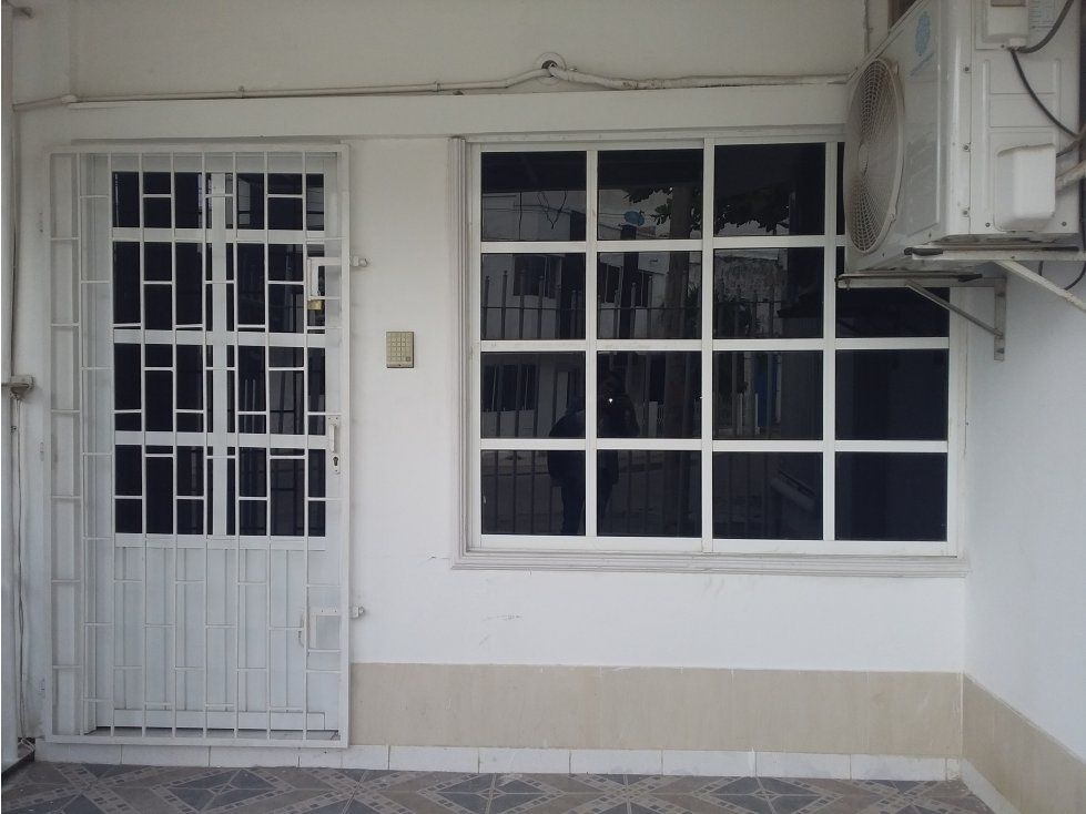 Oficina en arriendo Bolívar Cartagena Albornoz 75 m2 Habitaciones 0 Baños 2 Garajes 0 Precio $2000000