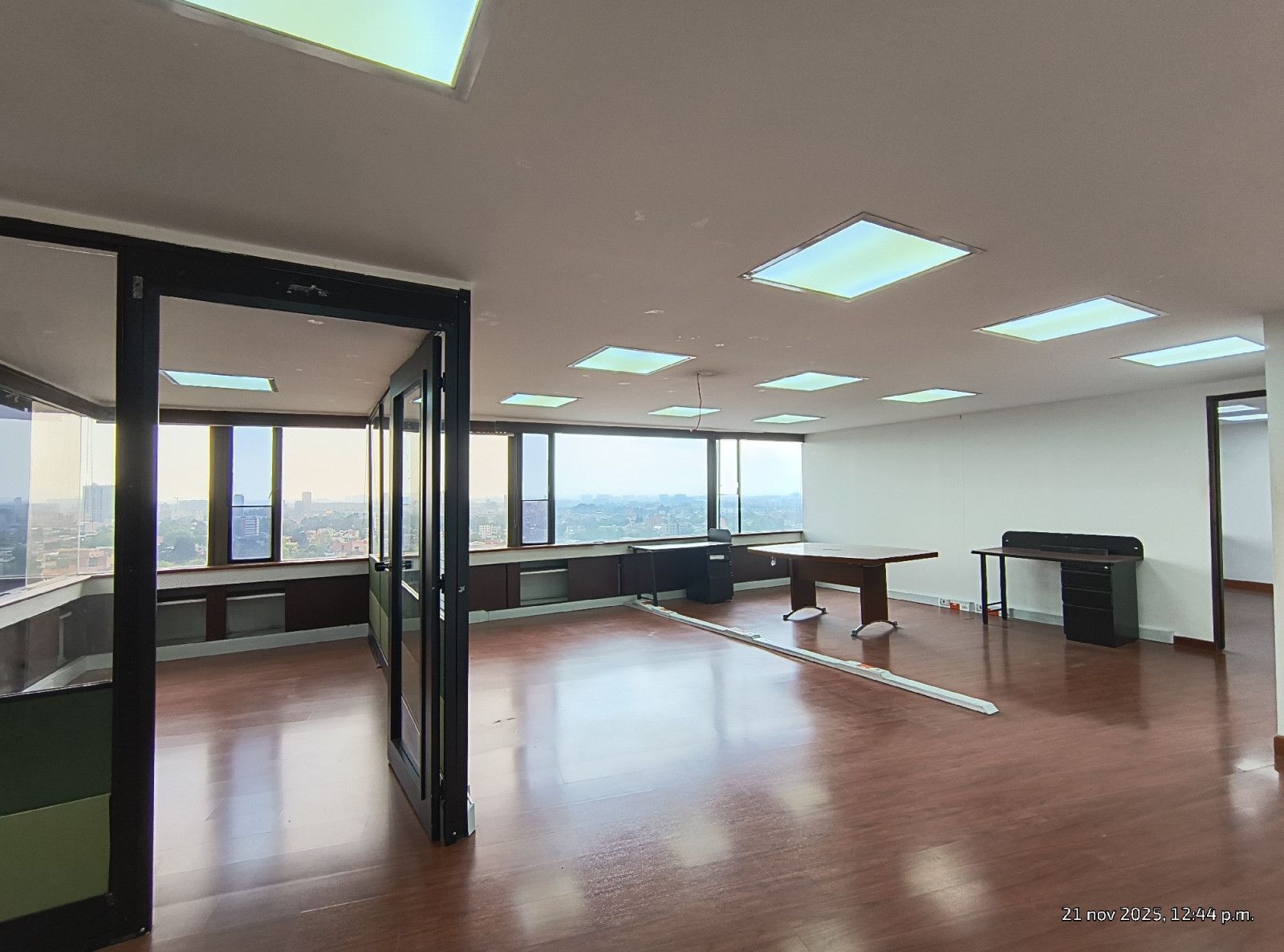 Oficina en arriendo Cundinamarca Bogotá Las Américas 101 m2 Habitaciones 0 Baños 1 Garajes 1 Precio $5096000