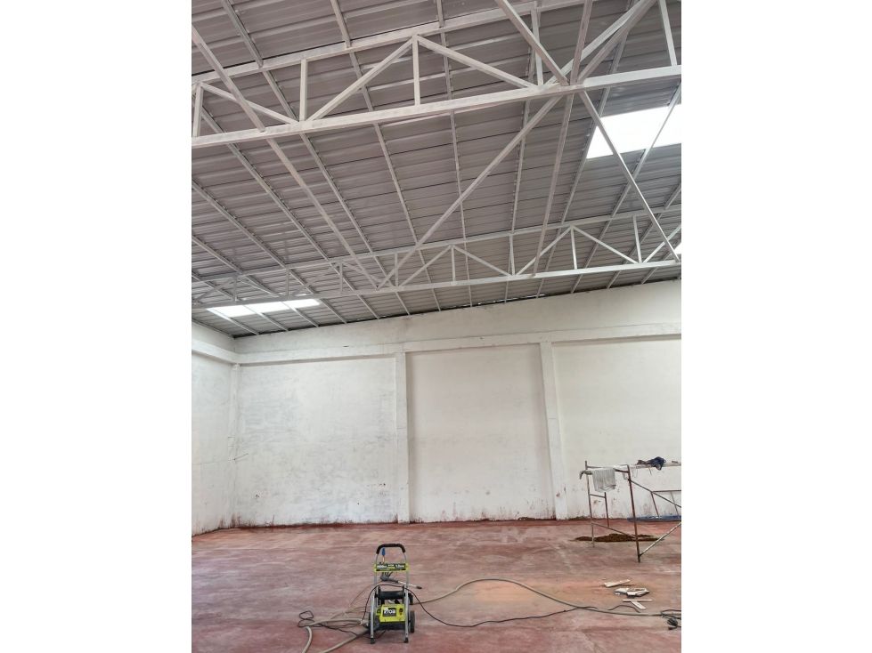 Bodega en arriendo Bolívar Cartagena Terminal De Transporte 400 m2 Habitaciones 0 Baños 1 Garajes 0 Precio $5000000