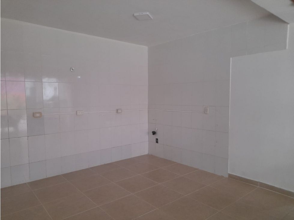 Local en arriendo Bolívar Cartagena Boca Grande 12 m2 Habitaciones 0 Baños 0 Garajes 0 Precio $2400000