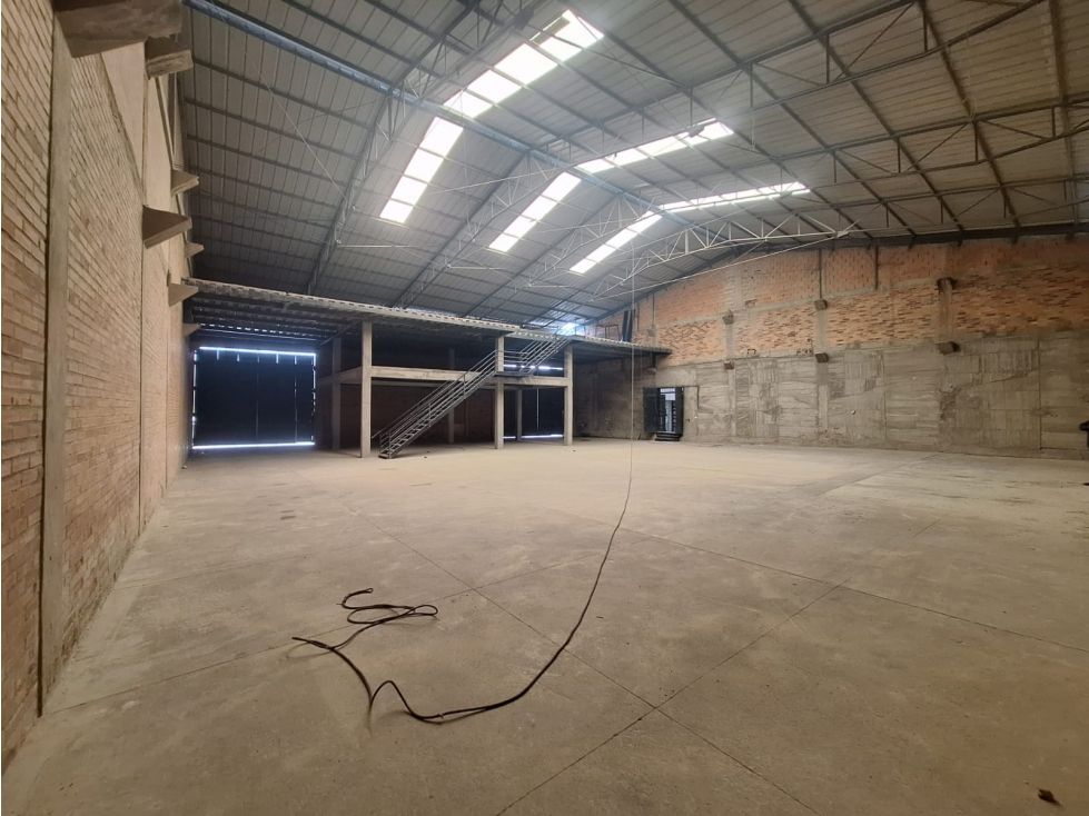 Bodega en arriendo Cundinamarca Soacha Zona Industrial Santa Ana 1250 m2 Habitaciones 0 Baños 6 Garajes 3 Precio $28000000