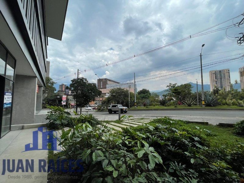 Bodega en arriendo Antioquia Envigado Primavera 420 m2 Habitaciones 0 Baños 0 Garajes 0 Precio $25000000
