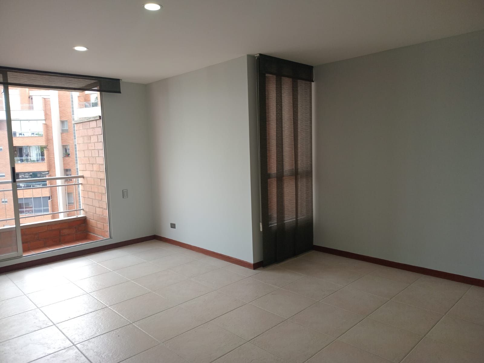 Apartamento en arriendo Antioquia Medellín Castropol 97 m2 Habitaciones 3 Baños 2 Garajes 1 Precio $4350000