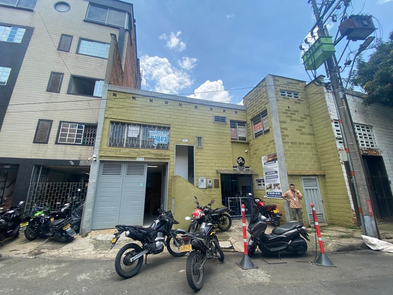 Local en arriendo Antioquia Medellín Tenche 54 m2 Habitaciones 0 Baños 2 Garajes 0 Precio $2800000