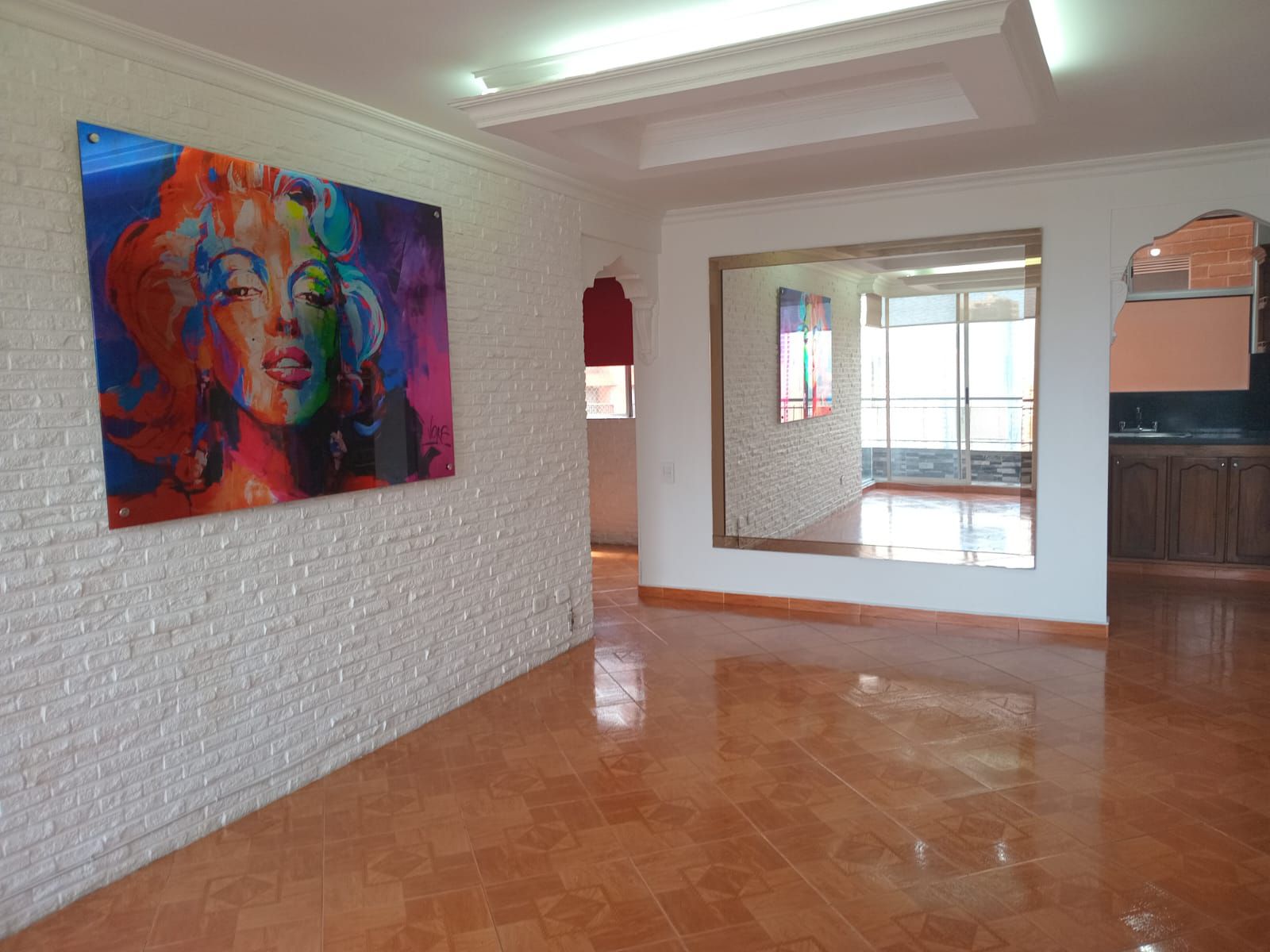 Apartamento en arriendo Antioquia Medellín Castropol 100 m2 Habitaciones 3 Baños 2 Garajes 1 Precio $4200000